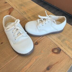Stride Rite Boys Saddle Shoes size 7.5